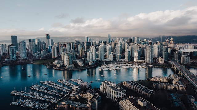 Climate changes in British Columbia – is snow becoming a problem for residential roofs in Vancouver?